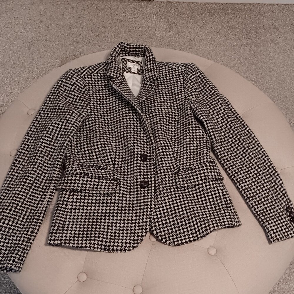J. Crew button up jacket / black and white / size 2